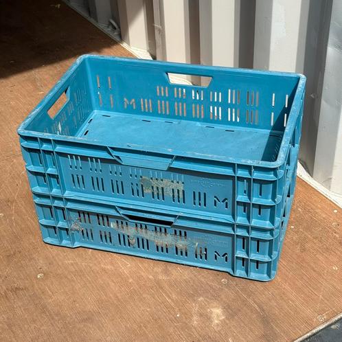 Partij kunststof kratten / kisten 18 stuks stapelbaar, Doe-het-zelf en Verbouw, Kratten en Dozen, Gebruikt, Krat, 50 tot 75 cm