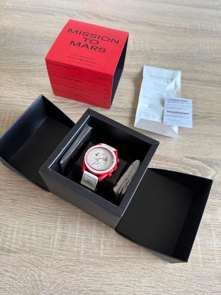 Moonswatch mission to mars, Sieraden, Tassen en Uiterlijk, Horloges | Heren, Zo goed als nieuw, Swatch, Kunststof, Ophalen of Verzenden