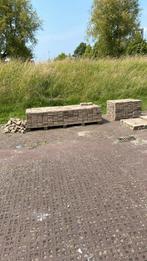 Gratis tegels, Tuin en Terras, Bielzen en Borders, Ophalen of Verzenden, Zo goed als nieuw, Beton, Minder dan 100 cm