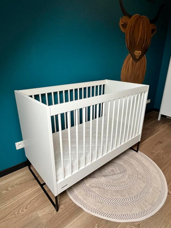 Moet NU weg!!  Kidsmill Modular ledikant, Kinderen en Baby's, Kinderkamer | Complete kinderkamers, Zo goed als nieuw, Jongetje of Meisje