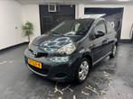 Toyota Aygo 1.0 12V Vvt-i 5DRS 2011, Auto's, Toyota, Voorwielaandrijving, 4 stoelen, 68 pk, Origineel Nederlands