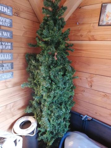 KUNSTKERSTBOOM  € 40,00 beschikbaar voor biedingen