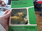 Bijen houden; levenswijze, verzorging, honingwinning, Ophalen of Verzenden, Gelezen, Natuur algemeen, Thijs Vriends