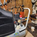 Compresor, Doe-het-zelf en Verbouw, Compressors, Ophalen, Minder dan 200 liter/min