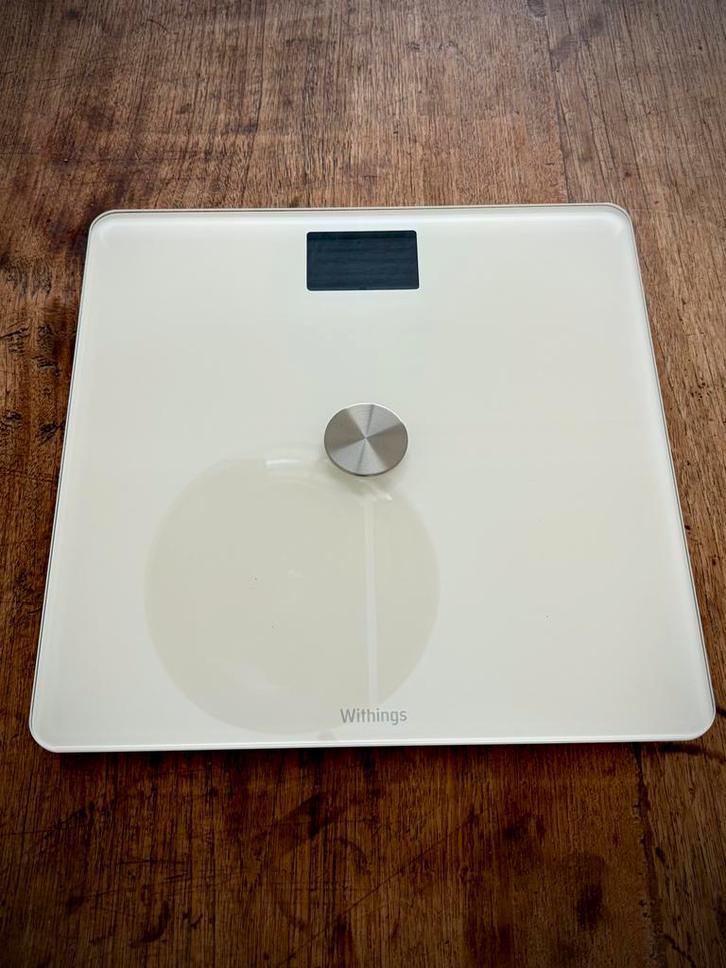 Withings Body+ slimme weegschaal, Witgoed en Apparatuur, Weegschalen, Zo goed als nieuw, Digitaal, Personenweegschaal, 1 tot 500 gram