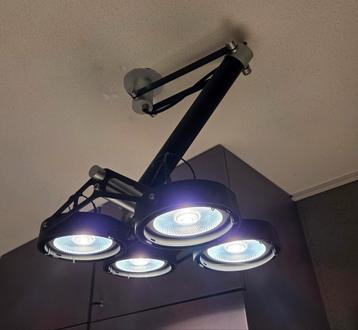 Modulair Nomad plafond lampen  beschikbaar voor biedingen