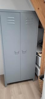 Metalen kledingkast - Industrieel/Modern - 76x50x165 cm, Huis en Inrichting, Kasten | Lockerkasten, Ophalen, Zo goed als nieuw