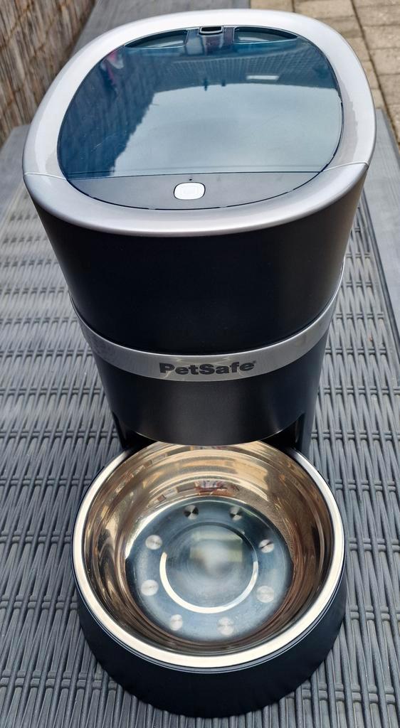 Te Koop, PetSafe smartfeed automatisch voerbak voor Kat/Hond, Dieren en Toebehoren, Kattenvoerbakken en Drinkbakken, Zo goed als nieuw