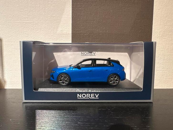 Astra L 1:43 Norev - Nieuwstaat!, Hobby en Vrije tijd, Modelauto's | 1:18, Nieuw, Auto, Norev, Ophalen of Verzenden