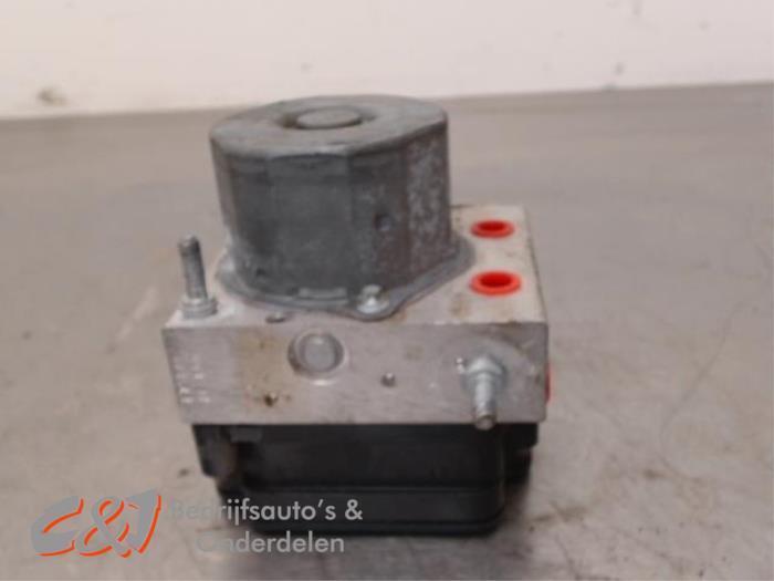 ABS Pomp van een Mercedes Citan, Auto-onderdelen, Elektronica en Kabels, Mercedes-Benz, Gebruikt, 3 maanden garantie, Ophalen of Verzenden