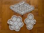 Kanten gehaakte kleedjes tafelkleedjes (3x) vintage 28-42 cm, Ophalen of Verzenden