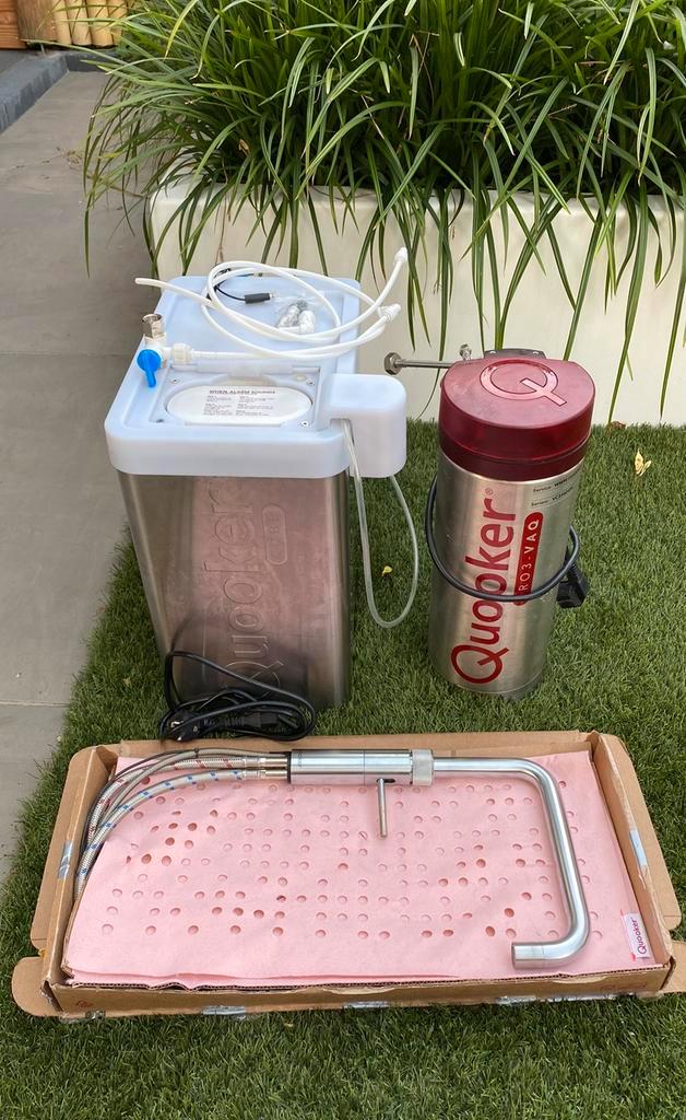 Quooker 5 in 1 kraan haaks CHROME met 3 liter boiler en CUBE, Huis en Inrichting, Keuken | Keukenbenodigdheden, Zo goed als nieuw