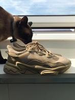 Adidas Ozweego, Adidas, Beige, Ophalen of Verzenden, Sneakers of Gympen