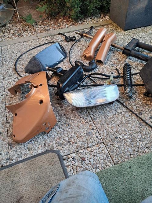 Te koop derbi scooter onderdelen, Fietsen en Brommers, Brommeronderdelen | Snorfietsen, Gebruikt, Overige merken, Ophalen of Verzenden