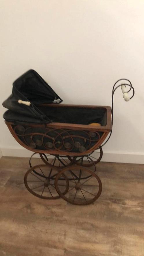 Laatste kans!! Antieke grote poppenwagen, Antiek en Kunst, Antiek | Speelgoed, Ophalen