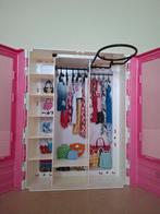 Barbie Kledingkast., Ophalen of Verzenden, Zo goed als nieuw, Toebehoren