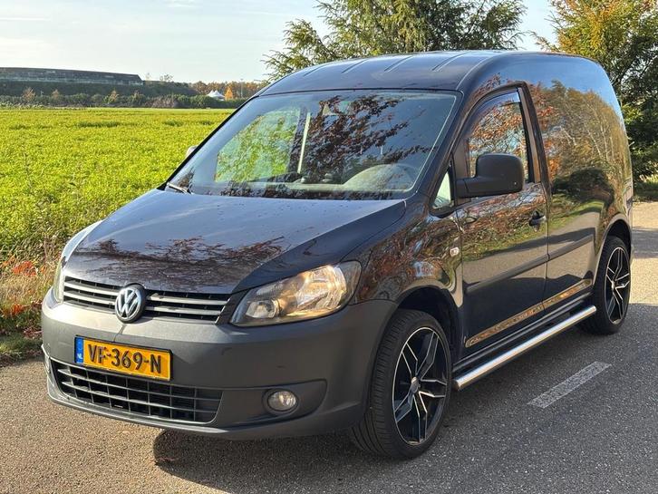 Volkswagen Caddy 1.6 TDI 2013 Zwart 150PK, Auto's, Bestelauto's, Particulier, Volkswagen, Diesel, Origineel Nederlands, Zwart