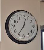 Ikea BRAVUR wandklok zwart, Huis en Inrichting, Woonaccessoires | Klokken, Ophalen, Gebruikt, Analoog, Wandklok