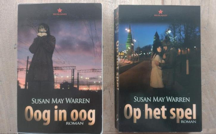 Susan May Warren - Oog in Oog + Op Het Spel, Boeken, Detectives, Gelezen, Ophalen of Verzenden