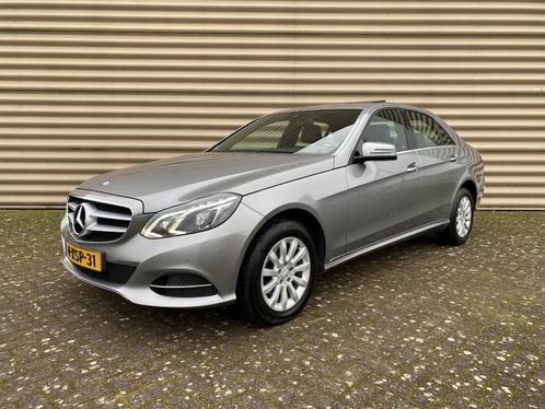 Mercedes-Benz E-Klasse 200 Ambition Avantgarde [ pano schuif, Auto's, Mercedes-Benz, Bedrijf, Te koop, E-Klasse, ABS, Airbags