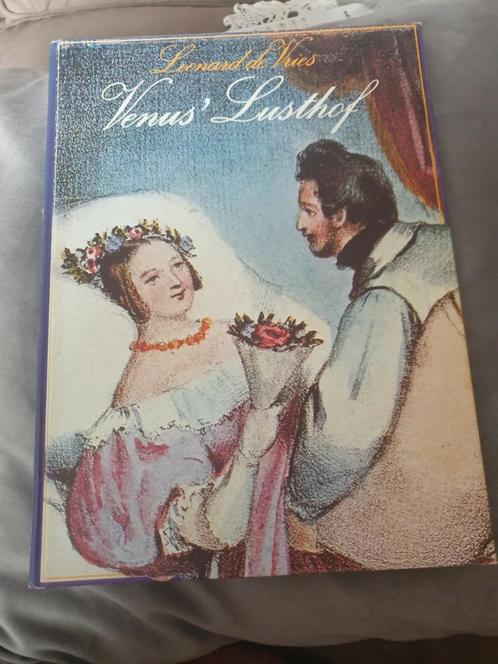 Venus' lusthof door Leonard de Vries. Beminnen in 18e eeuw, Boeken, Geschiedenis | Vaderland, Zo goed als nieuw, 17e en 18e eeuw