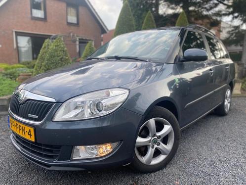 Skoda FABIA 1.2 TDI GREENLINE Airco - Cruise control - Trekh, Auto's, Skoda, Bedrijf, Fabia, ABS, Airbags, Airconditioning, Boordcomputer