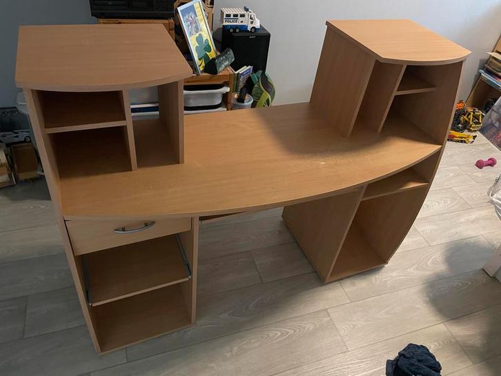 Mooi Bureau met Opbergruimte, Huis en Inrichting, Bureaus, Gebruikt, Bureau, Ophalen