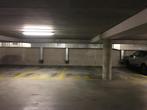 Te huur: Beveiligde Parkeerplaats – Dichtbij Station Amstel., Huizen en Kamers, Garages en Parkeerplaatsen, Amsterdam
