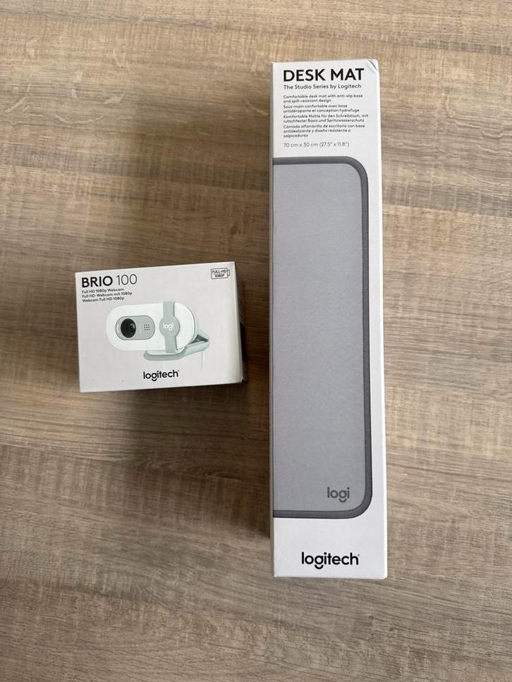 Logitech Webcam + Muismat, Computers en Software, Webcams, Nieuw, Bedraad, ChromeOS, MacOS, Windows, Android, iOS, Microfoon, Ophalen of Verzenden