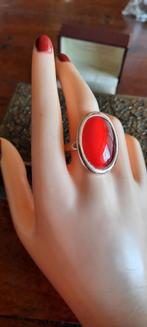 Vintage statement ring met rode maansteen., Ophalen of Verzenden, 18 tot 19, Rood, Dame