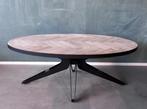 Eiken visgraat tafel elips met metalen onderstel, 100 tot 150 cm, Ophalen of Verzenden, Vijf personen of meer, Eikenhout