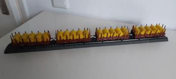 4 Märklin Rongenwagons beladen met Hooibalen beschikbaar voor biedingen