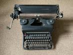 Olivetti typmachine van gietijzer, Antiek en Kunst, Ophalen