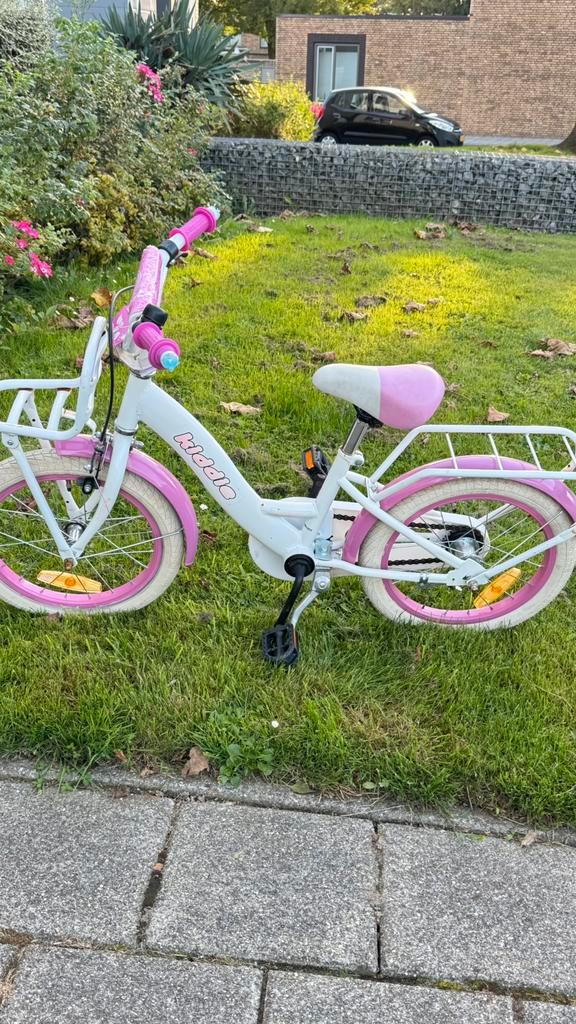 Kiddie - kinderfietsje - roze met wit - voordrager - 16 inch, Fietsen en Brommers, Fietsen | Kinderfietsjes, Gebruikt, Minder dan 16 inch