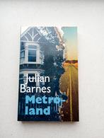 Metroland - Julian Barnes, Ophalen of Verzenden, Gelezen, Europa overig