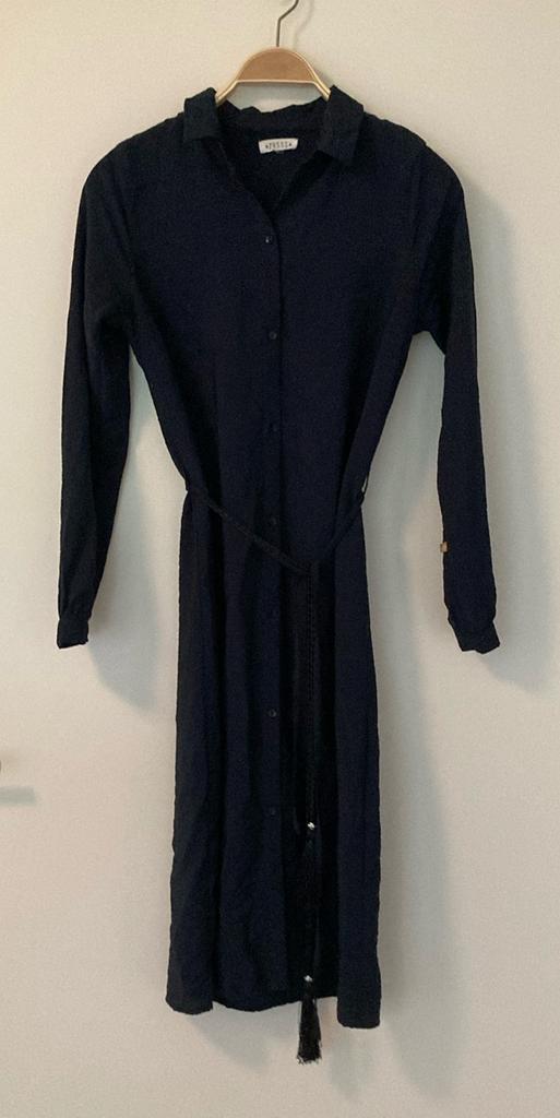 Blousejurk jurk tuniek Zusss met ceintuur, donkerblauw, xs s, Kleding | Dames, Jurken, Zo goed als nieuw, Maat 34 (XS) of kleiner