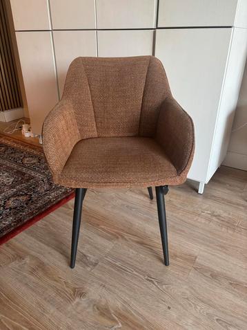 4x Roestbruine eetkamerstoelen met armleuningen beschikbaar voor biedingen