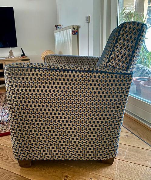 GRATIS- Nu of nooit - Leuke fauteuil, Huis en Inrichting, Fauteuils, Gebruikt, Stof, Ophalen