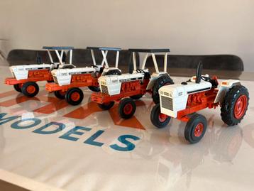 David Brown en Case trekkers NZG 1/25 156 beschikbaar voor biedingen