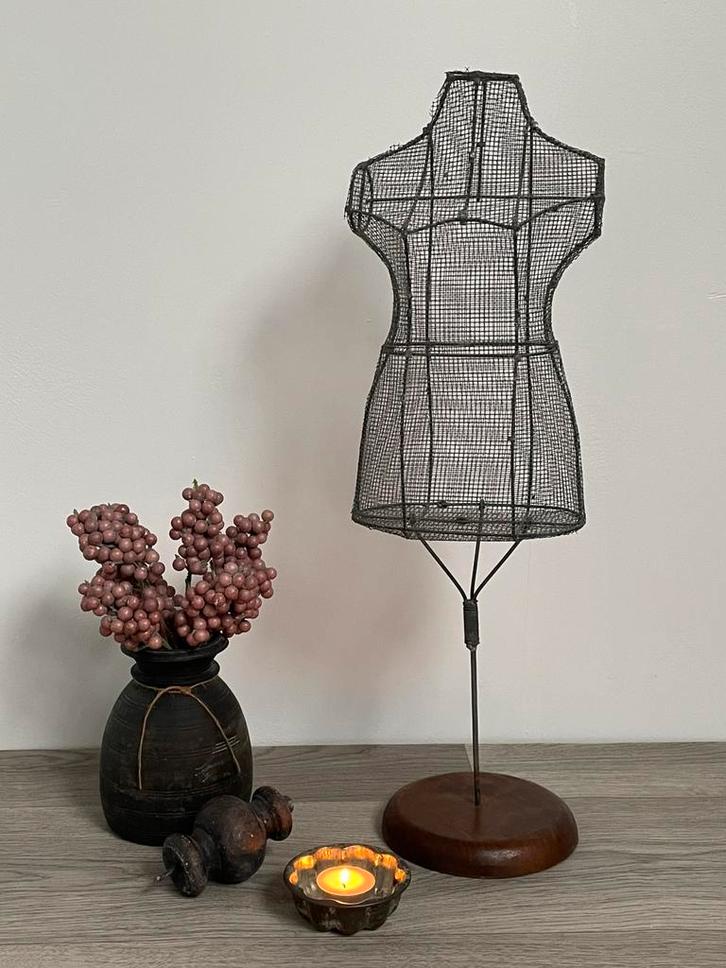 Industriële sieraden paspop / metaal gaas - hoogte 56 cm, Huis en Inrichting, Woonaccessoires | Overige, Zo goed als nieuw, Ophalen of Verzenden