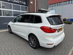 BMW 2-serie Gran Tourer 220i 7p. High Executive LED HUD Navi, Auto's, BMW, 1998 cc, Gebruikt, 2-Serie Gran Tourer, 7 stoelen