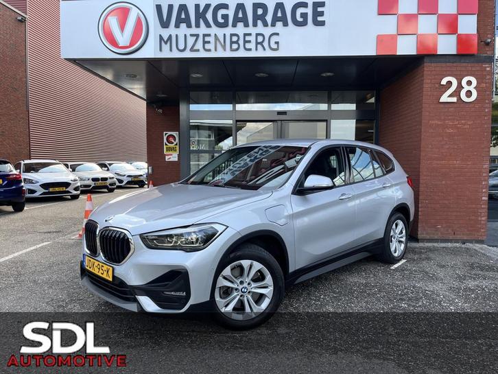 BMW X1 xDrive25e Executive // GROOT NAVI // CAMERA // CRUISE, Auto's, BMW, Bedrijf, Te koop, X1, 4x4, ABS, Achteruitrijcamera