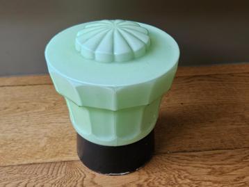 Oude plafond lamp beschikbaar voor biedingen