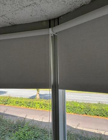 Rolgordijnen verduistend en Nieuw! beschikbaar voor biedingen