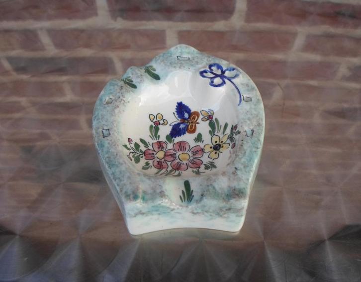 Gouda Libel Tiko Asbak Hoefijzer Vlinder 102, Antiek en Kunst, Antiek | Keramiek en Aardewerk, Ophalen of Verzenden