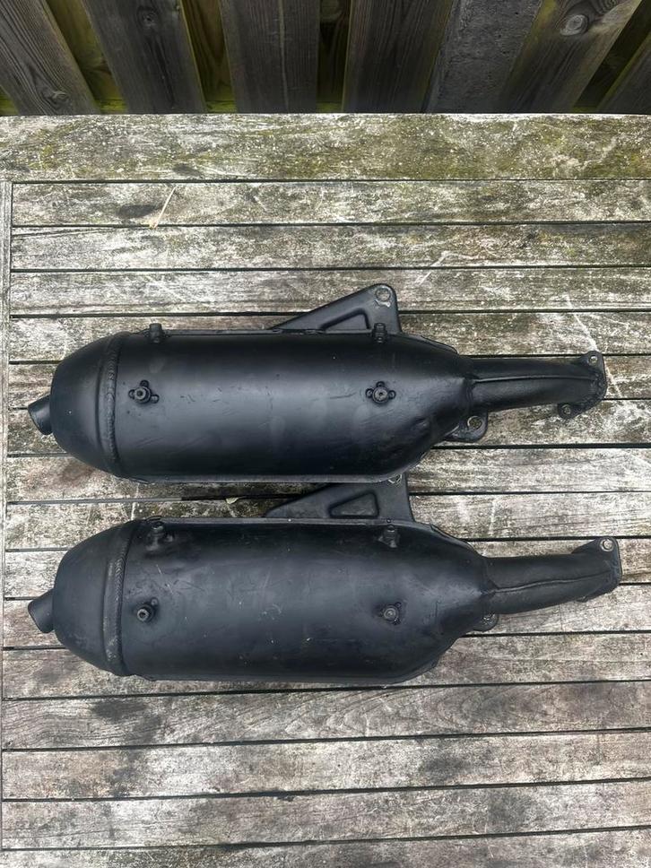 2x sm06 125/180cc uitlaat, Motoren, Tuning en Styling, Ophalen of Verzenden