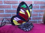 fraaie Tiffany vlinderlamp, handwerk, Ophalen of Verzenden, Tiffany, Minder dan 50 cm, Glas