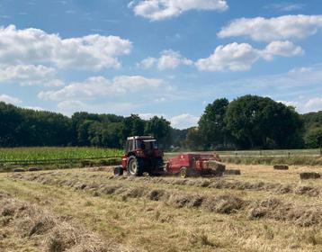 Hooipersen hooien weidebeheer maaien  beschikbaar voor biedingen