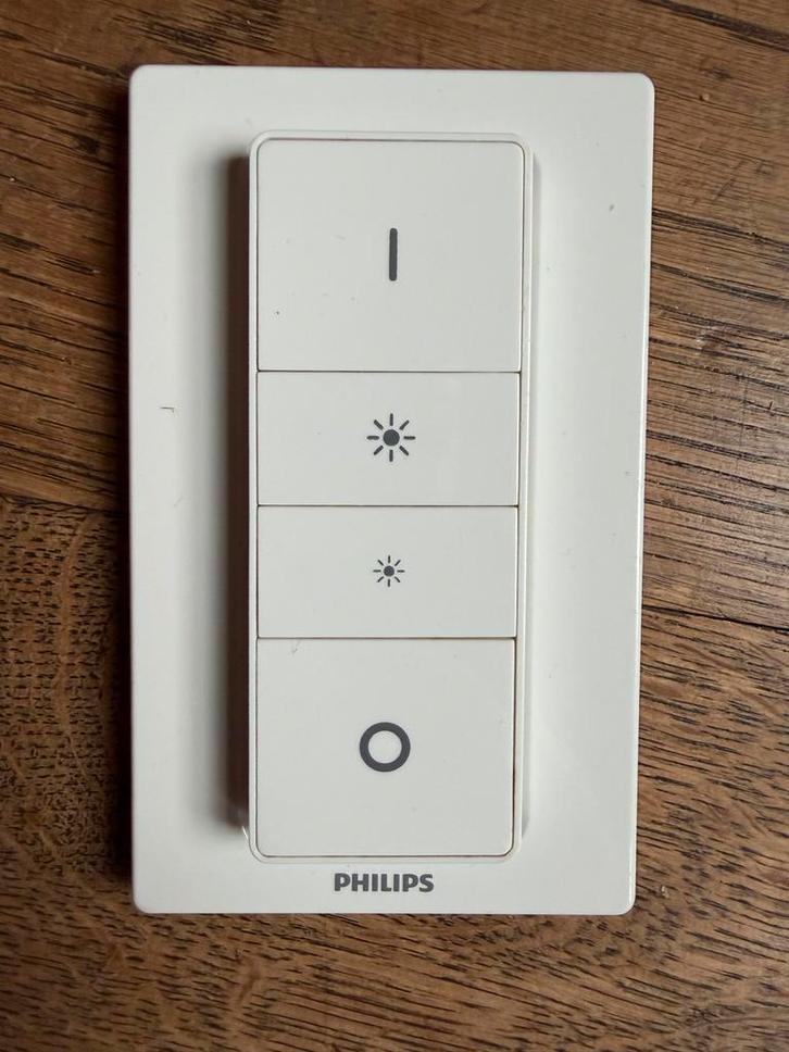 Philips Hue Dimmer Switch Wit - Draadloze Bediening, Hobby en Vrije tijd, Elektronica-componenten, Zo goed als nieuw, Ophalen of Verzenden
