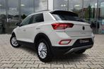 Volkswagen T-Roc 1.5 TSI Life Business | LED | DAB | Trekhaa, Auto's, Volkswagen, Zwart, 4 cilinders, 150 pk, Origineel Nederlands